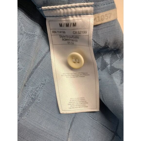 Quicksilver Waterman Shirt Medium Blue Fish Print Button Up Short Sleeve Mens - Picture 9 of 11